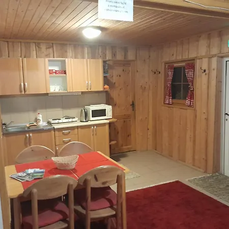V Sedle U Falťanov Zbojská Apartamento Tisovec